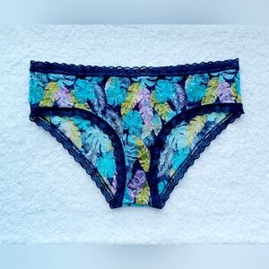 No Boundaries Multicolor Lace Panties, Size M